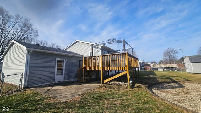 8626 Stonewall Drive, Indianapolis, IN 46231