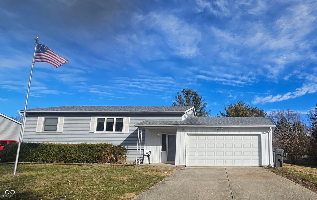 8626 Stonewall Drive, Indianapolis, IN 46231