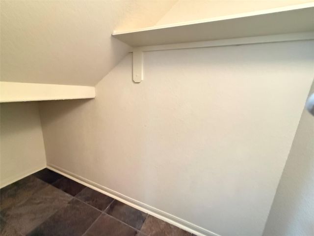 3118 Creek Bank Lane, Pearland, TX 77581