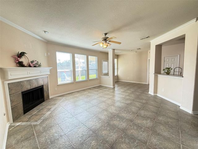 3118 Creek Bank Lane, Pearland, TX 77581