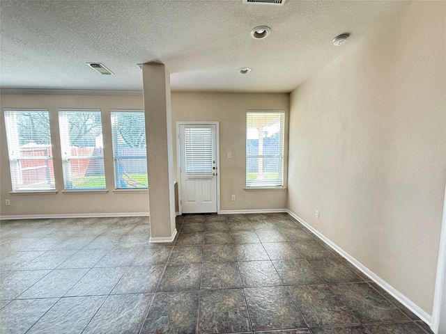 3118 Creek Bank Lane, Pearland, TX 77581