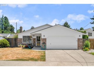 1836 Se 162ND Ave, Portland, OR 97035