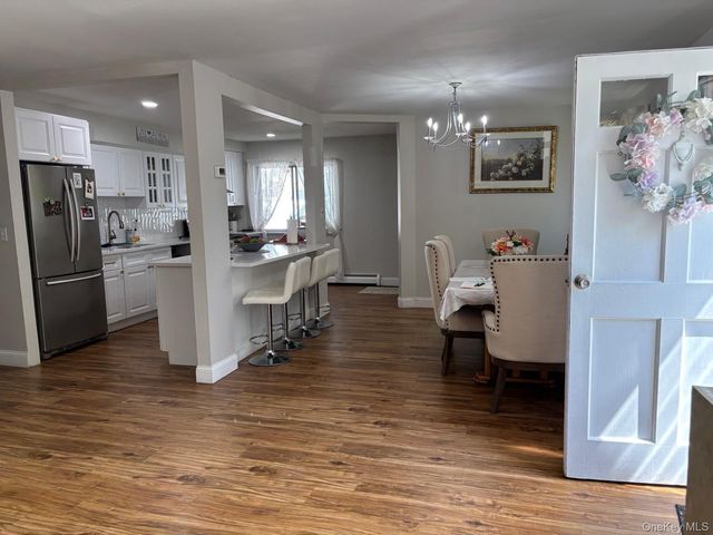 37 Cedar Avenue, Coram, NY 11727