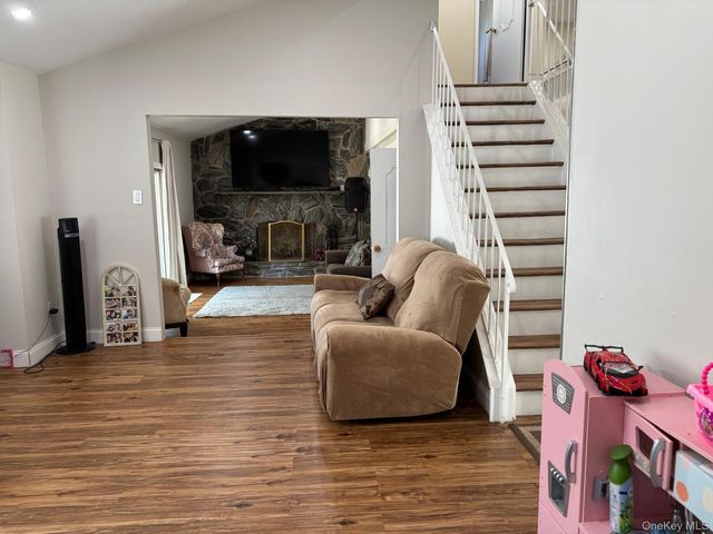 37 Cedar Avenue, Coram, NY 11727