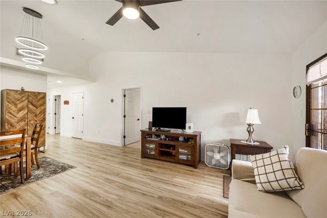 2851 South Valley View Boulevard 1079, Las Vegas, NV 89102
