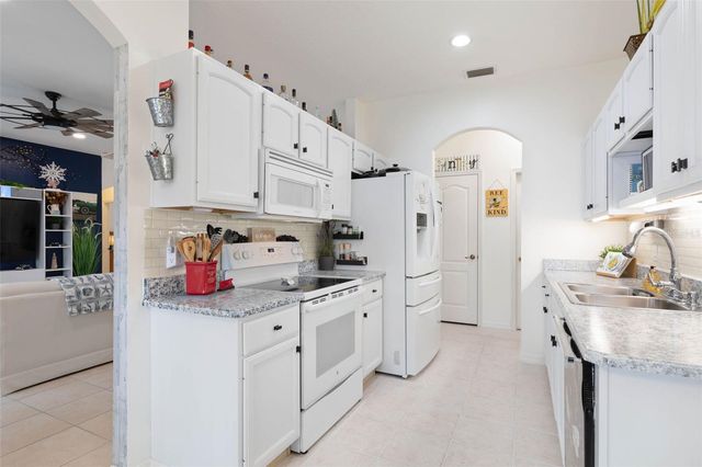 74 PLAIN VIEW DRIVE, Palm Coast, FL 32164