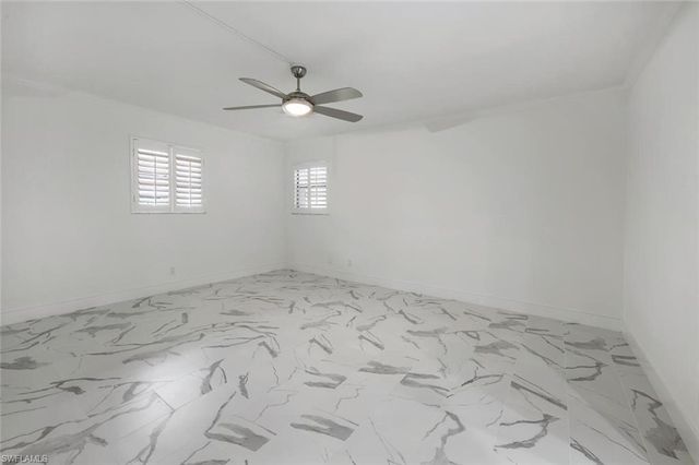 222 Harbour DR # 114, Naples, FL 34103