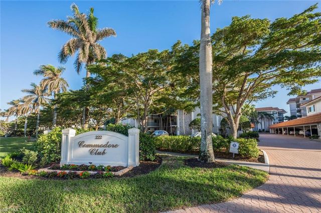 222 Harbour DR # 114, Naples, FL 34103