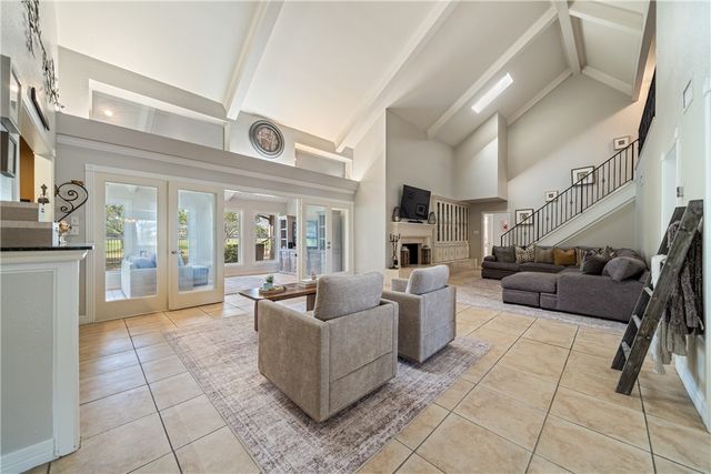 6125 Lost Creek Dr, Corpus Christi, TX 78413