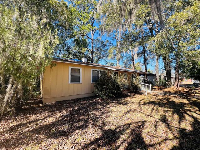 1004 NE 22ND STREET, Gainesville, FL 32641