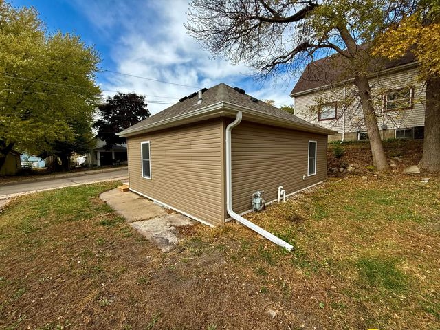 614 Garfield Avenue, Albert Lea, MN 56007
