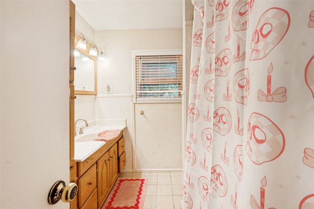 727 Norwood Drive, Hurst, TX 76053