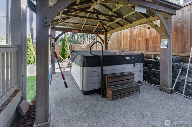 12805 107th Avenue Ct E, Puyallup, WA 98374