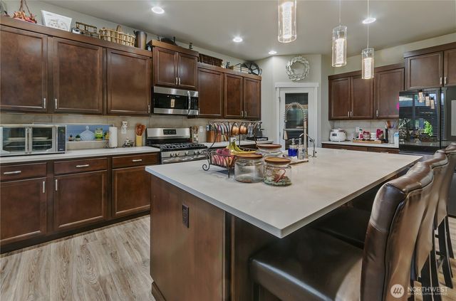 12805 107th Avenue Ct E, Puyallup, WA 98374