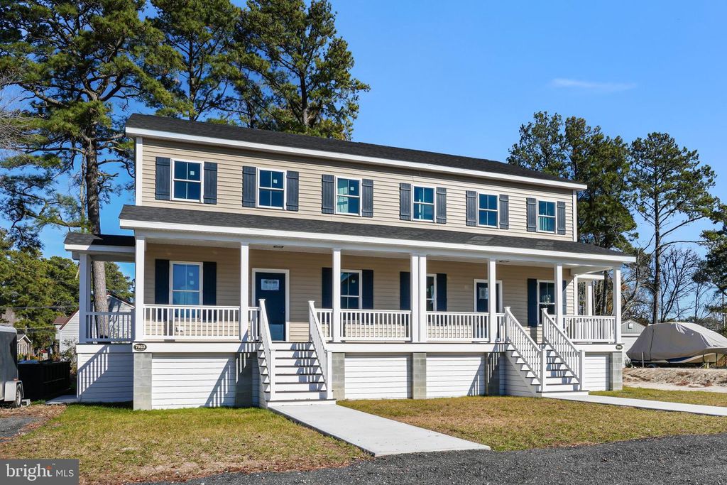 7923 EAST SIDE RD, Chincoteague Island, VA 23336