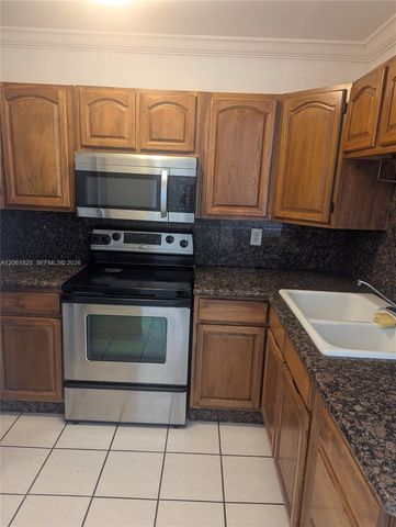 1051 SW 1st St 411, Miami, FL 33130