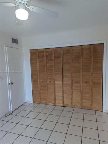 1051 SW 1st St 411, Miami, FL 33130
