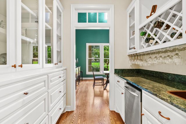 500 Panther Creek RD, Driftwood, TX 78619