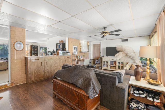 1610 NE 47th Street, Oakland Park, FL 33334