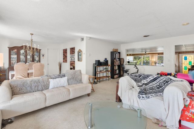 1610 NE 47th Street, Oakland Park, FL 33334