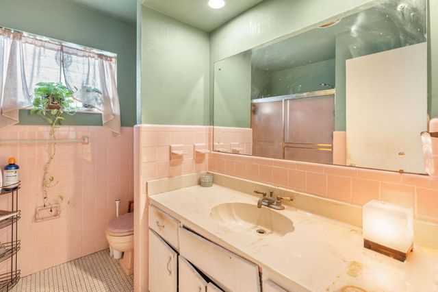 1610 NE 47th Street, Oakland Park, FL 33334