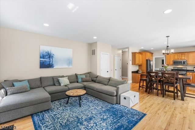 47 Race Rd, Lafayette Twp., NJ 07848