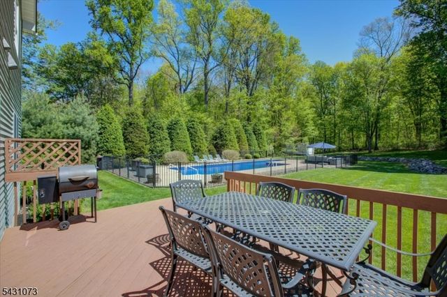 47 Race Rd, Lafayette Twp., NJ 07848
