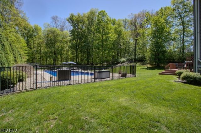 47 Race Rd, Lafayette Twp., NJ 07848