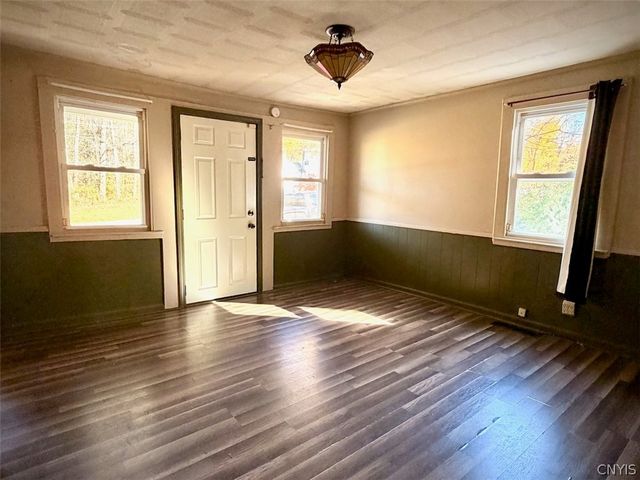 3347 County Route 57, Volney, NY 13126