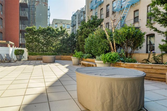 342 E 119 St 1F, New York (manhattan), NY 10035