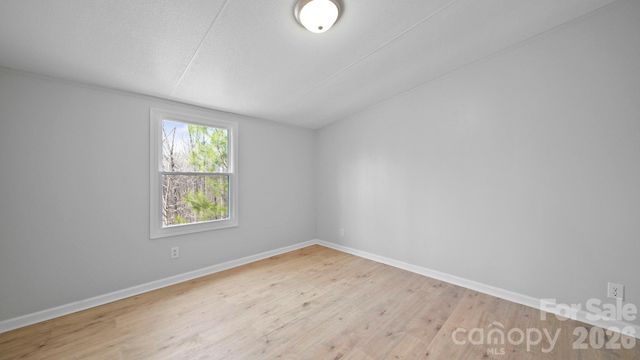 1320 Smith Woods Lane, Hickory Grove, SC 29717