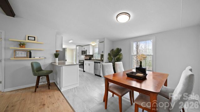 1320 Smith Woods Lane, Hickory Grove, SC 29717