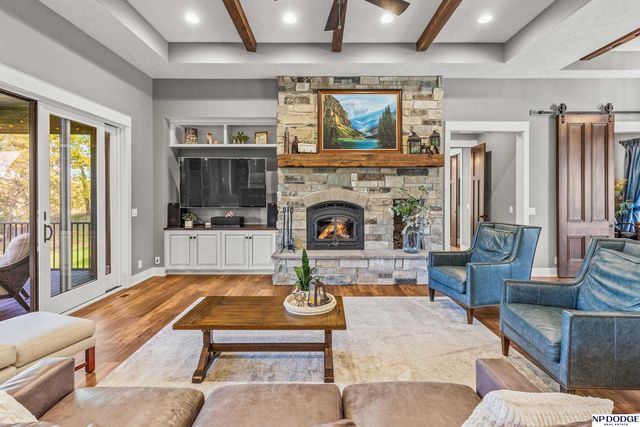 16421 S 36th Street, Bellevue, NE 68123