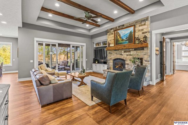 16421 S 36th Street, Bellevue, NE 68123