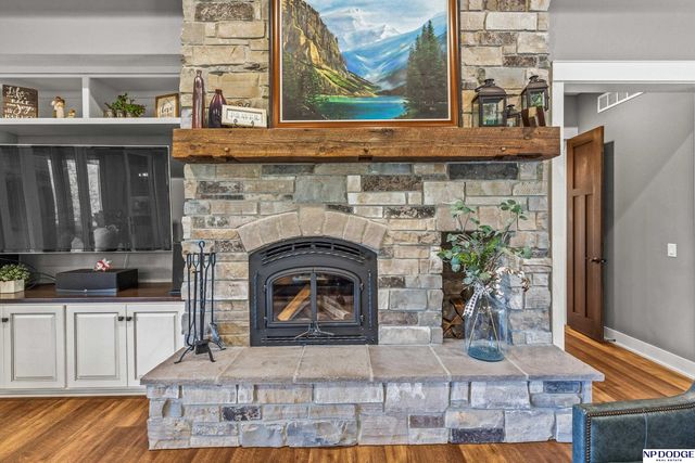 16421 S 36th Street, Bellevue, NE 68123