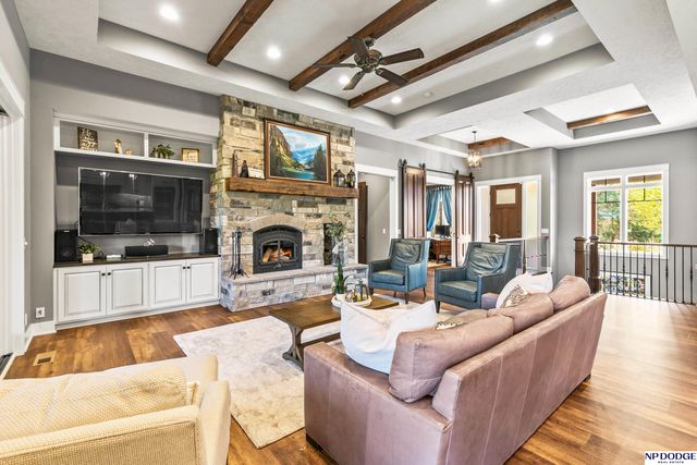 16421 S 36th Street, Bellevue, NE 68123