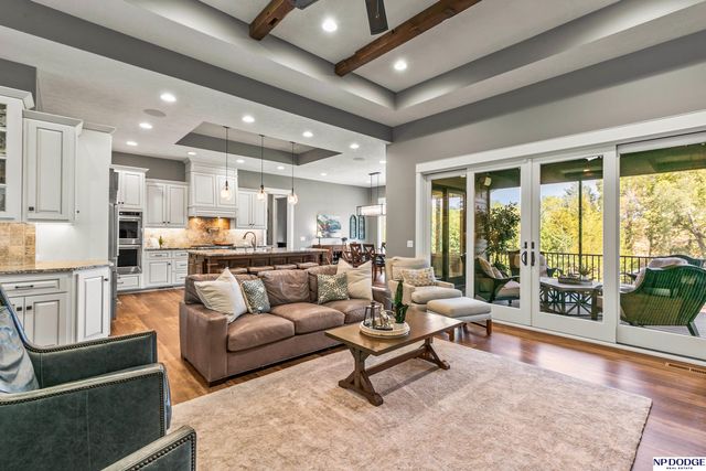 16421 S 36th Street, Bellevue, NE 68123