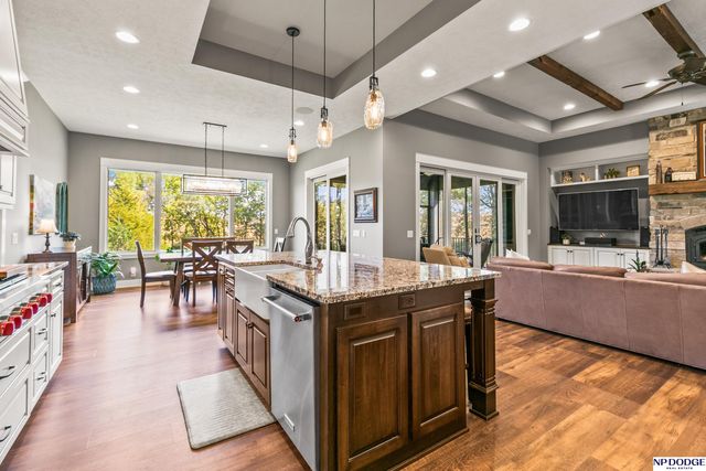 16421 S 36th Street, Bellevue, NE 68123