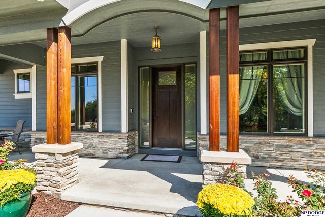 16421 S 36th Street, Bellevue, NE 68123