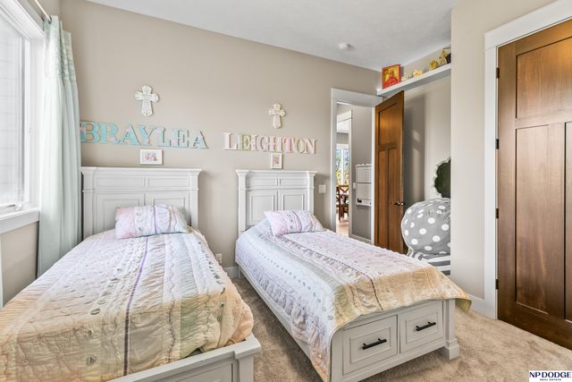 16421 S 36th Street, Bellevue, NE 68123