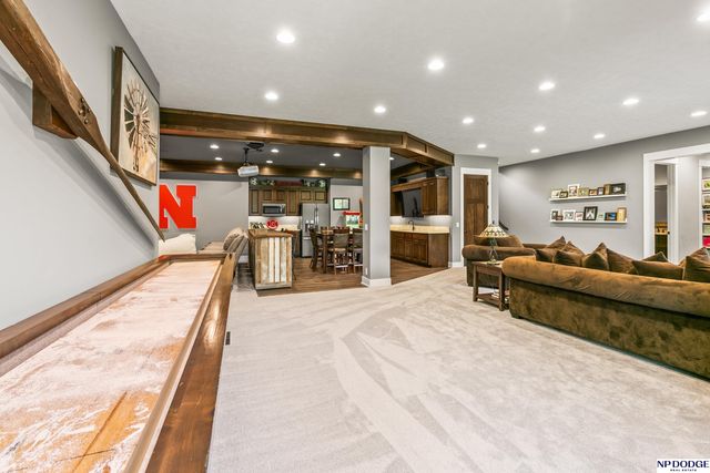 16421 S 36th Street, Bellevue, NE 68123