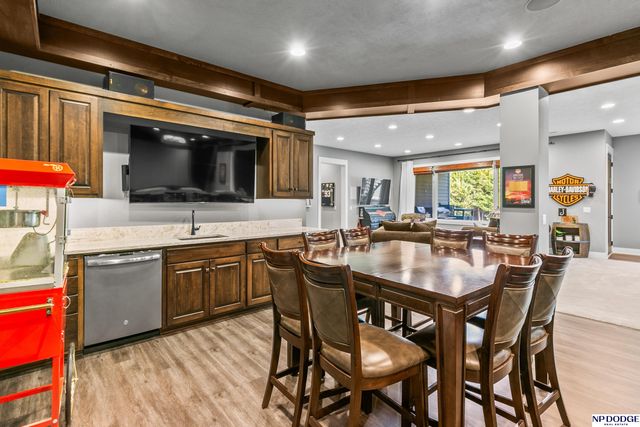 16421 S 36th Street, Bellevue, NE 68123