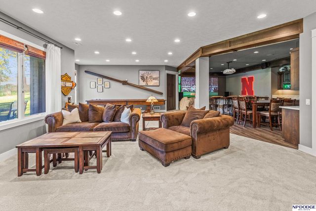 16421 S 36th Street, Bellevue, NE 68123