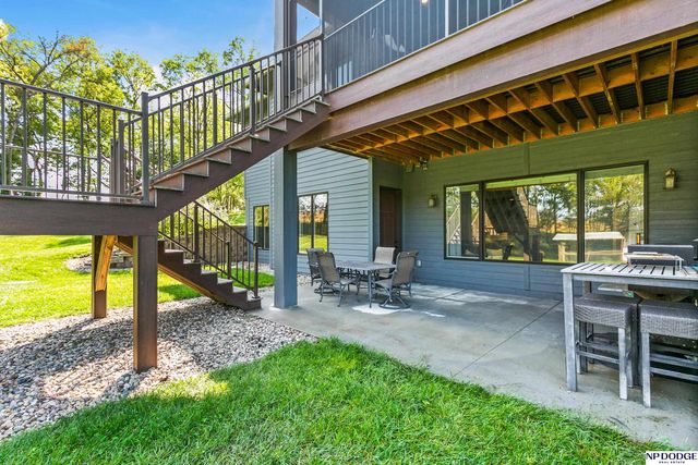 16421 S 36th Street, Bellevue, NE 68123