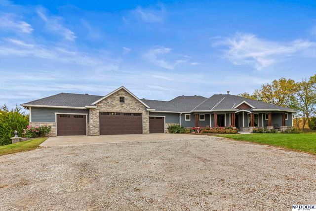 16421 S 36th Street, Bellevue, NE 68123