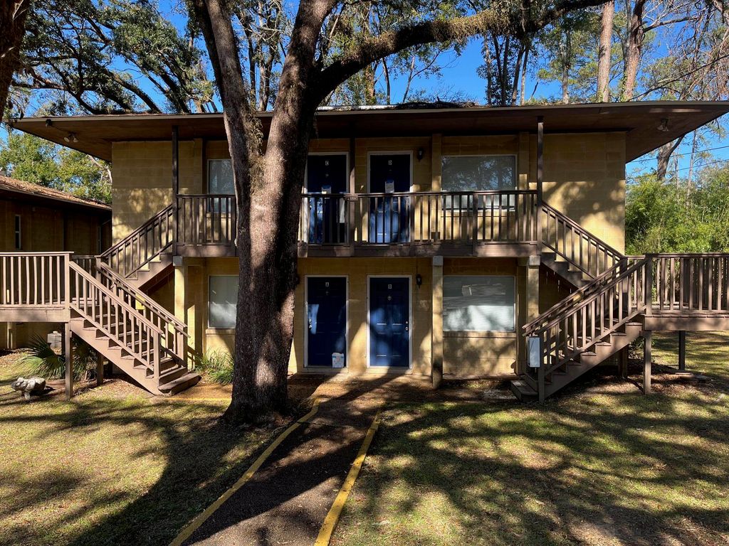 2316 Columbia Ct Apt C, Tallahassee, FL 32304