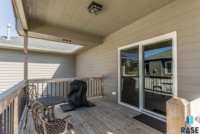 4813 E 53rd St Street, Sioux Falls, SD 57110