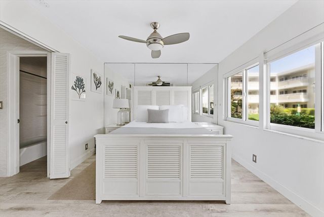 1199 Hillsboro Mile, Pompano Beach, FL 33062