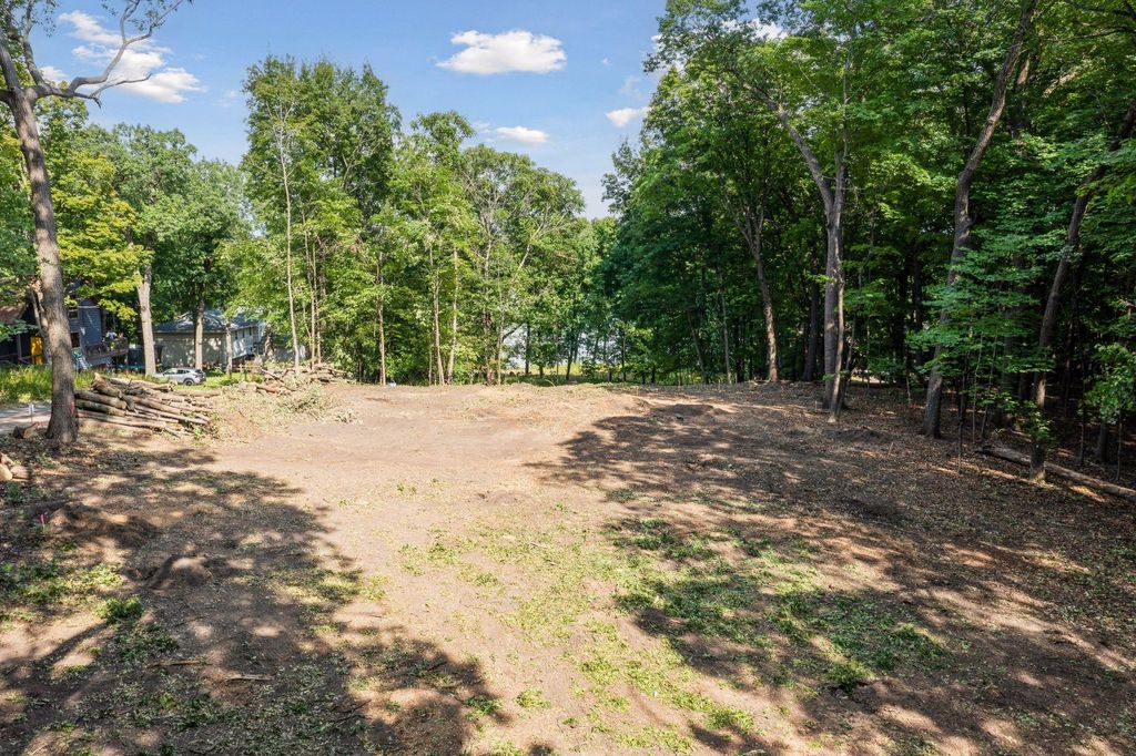 601 Fox Hill Drive, Chanhassen, MN 55317 — exterior