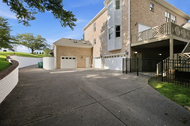 9619 Deer Track Ct, Brentwood, TN 37027